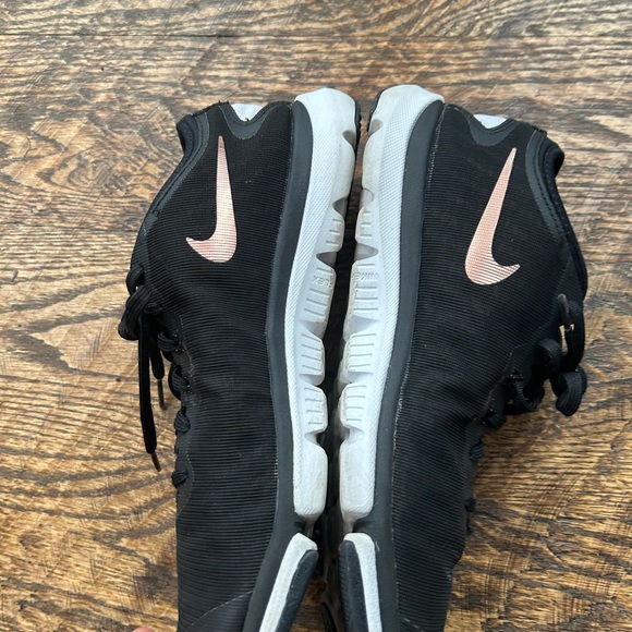 Women's Nike Training Flex tr6 Black/ Rose Gold size 10 - Picture 8 of 12